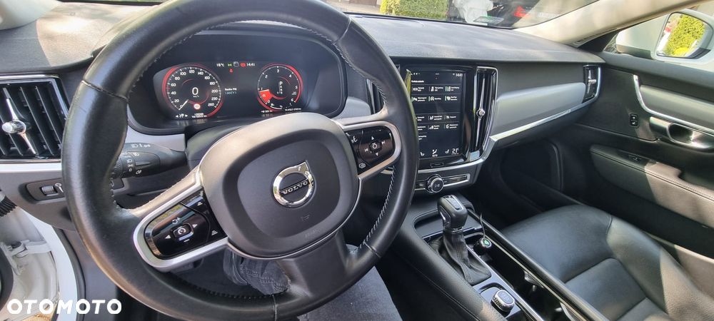 Volvo S90 D4 Momentum - 10