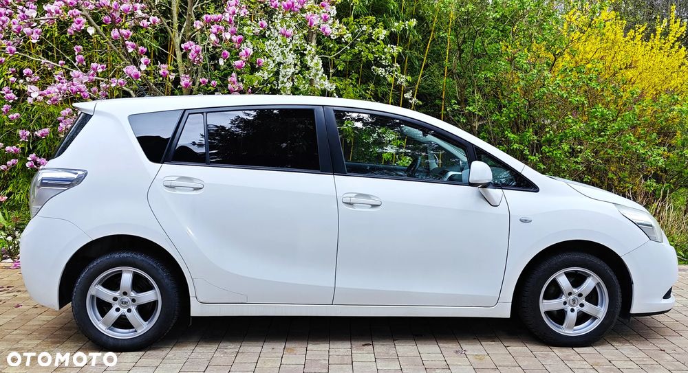 Toyota Verso 2.0 D-4D Sol plus - 13