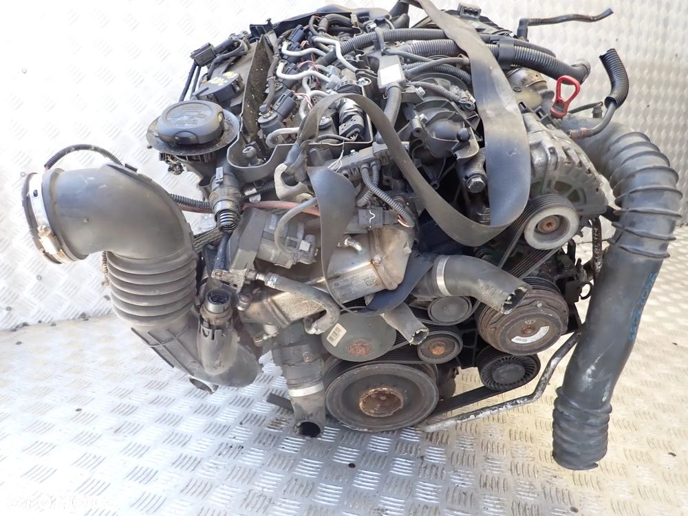 SILNIK BMW N47  D20C - 1