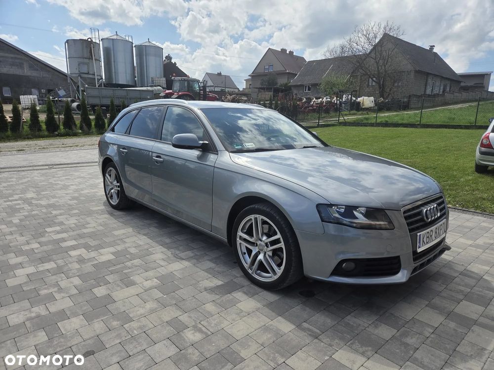 Audi A4 Avant 2.0 TDI DPF Attraction - 2
