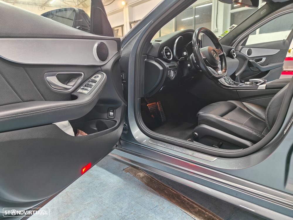 Mercedes-Benz C 300 h AMG Line - 10