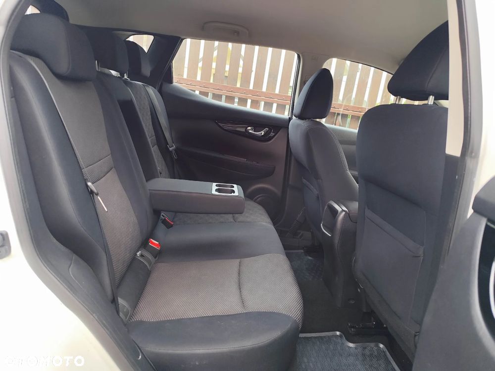 Nissan Qashqai 1.5 dCi Tekna+ - 11