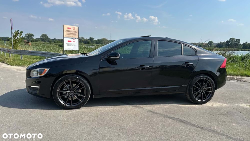 Volvo S60 T6 AWD Geartronic Summum - 4