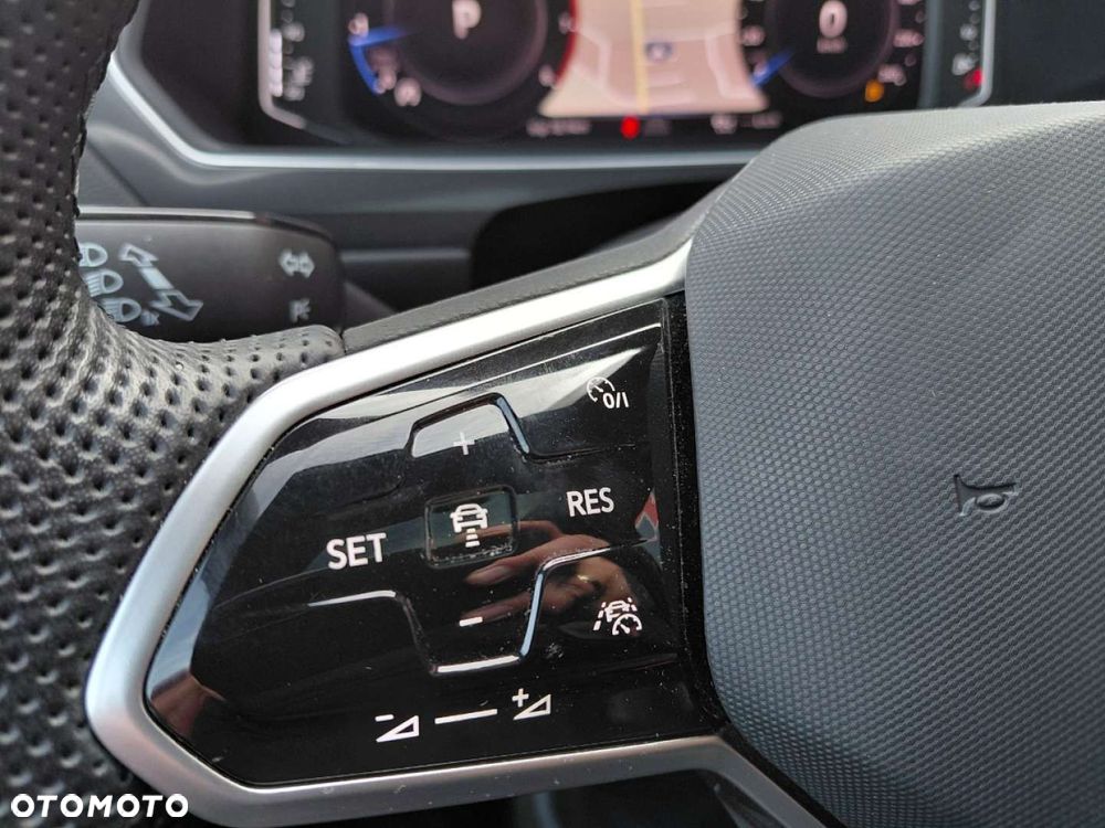 Volkswagen Tiguan - 35