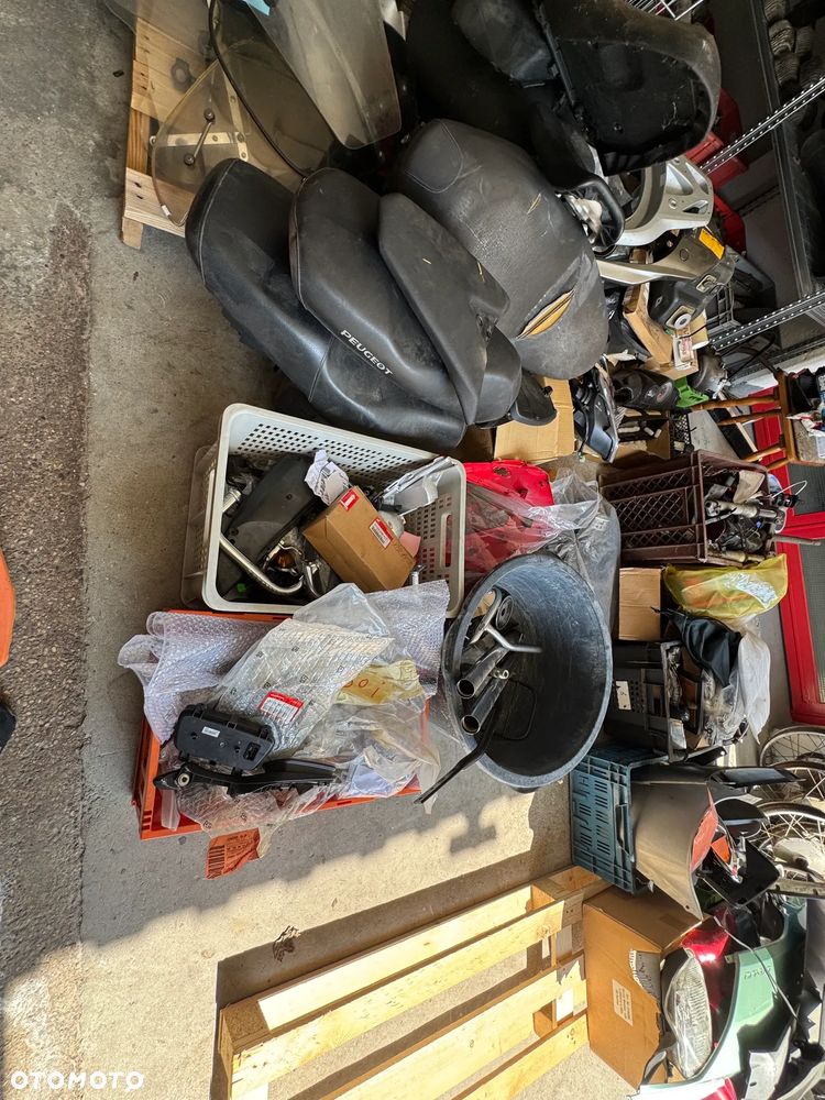 Skutery 50-125 cm³ + DUŻO CZĘŚCI | Honda, Peugeot | Konwolut / Hurt - 10