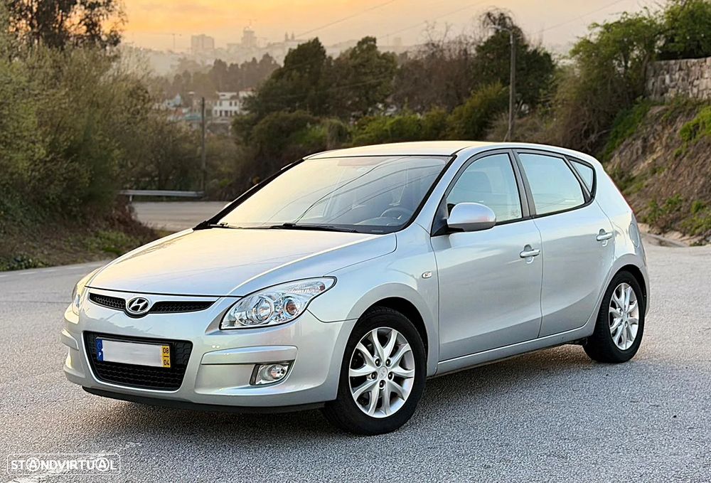 Hyundai i30 1.4 CVVT Blue Comfort - 1