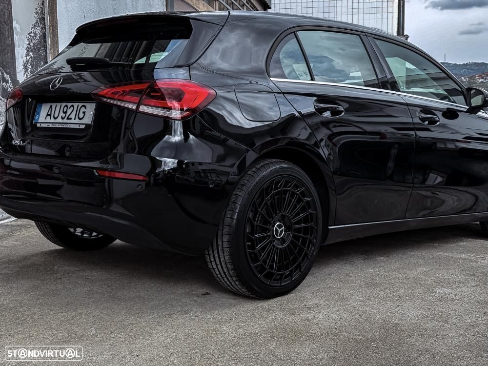 Mercedes-Benz A 250 e Style Plus - 14
