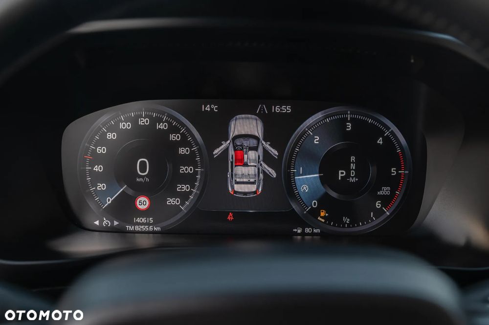 Volvo XC 40 D3 Momentum - 25