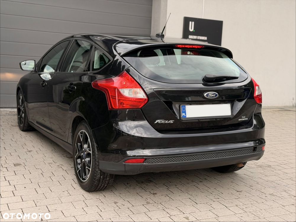 Ford Focus - 12
