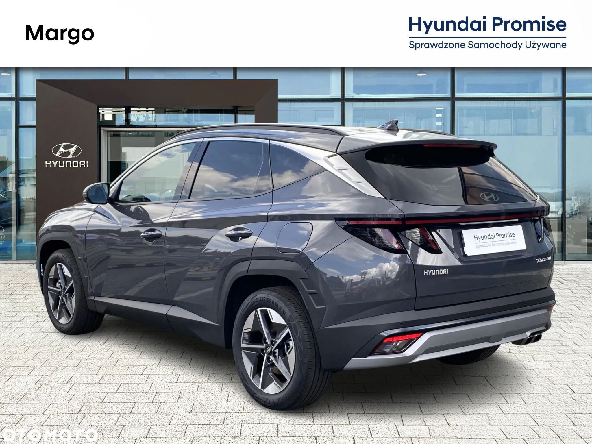 Hyundai Tucson - 2