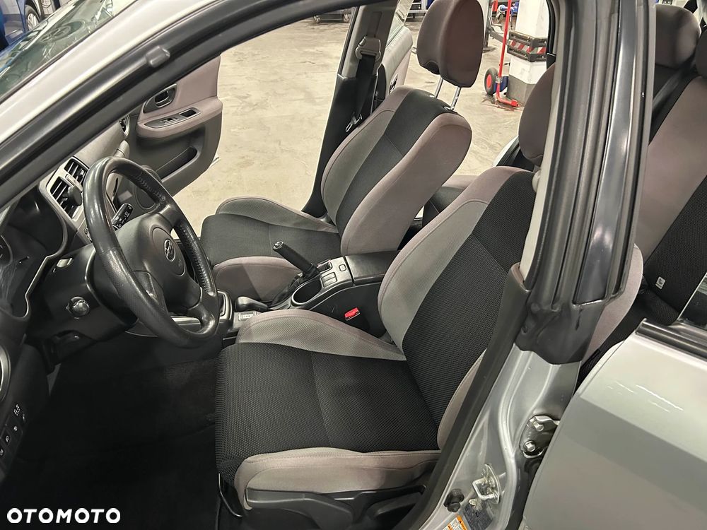 Subaru Impreza SW 2.0 RA - 11