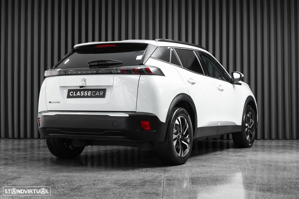 Peugeot e-2008 Allure - 3