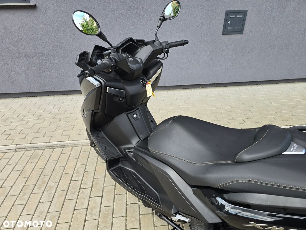 Yamaha X-max - 8