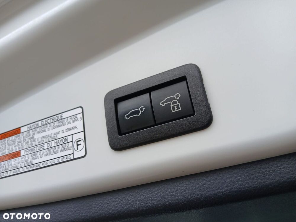 Toyota Corolla Cross 2.0 Hybrid Premiere Edition AWD - 37