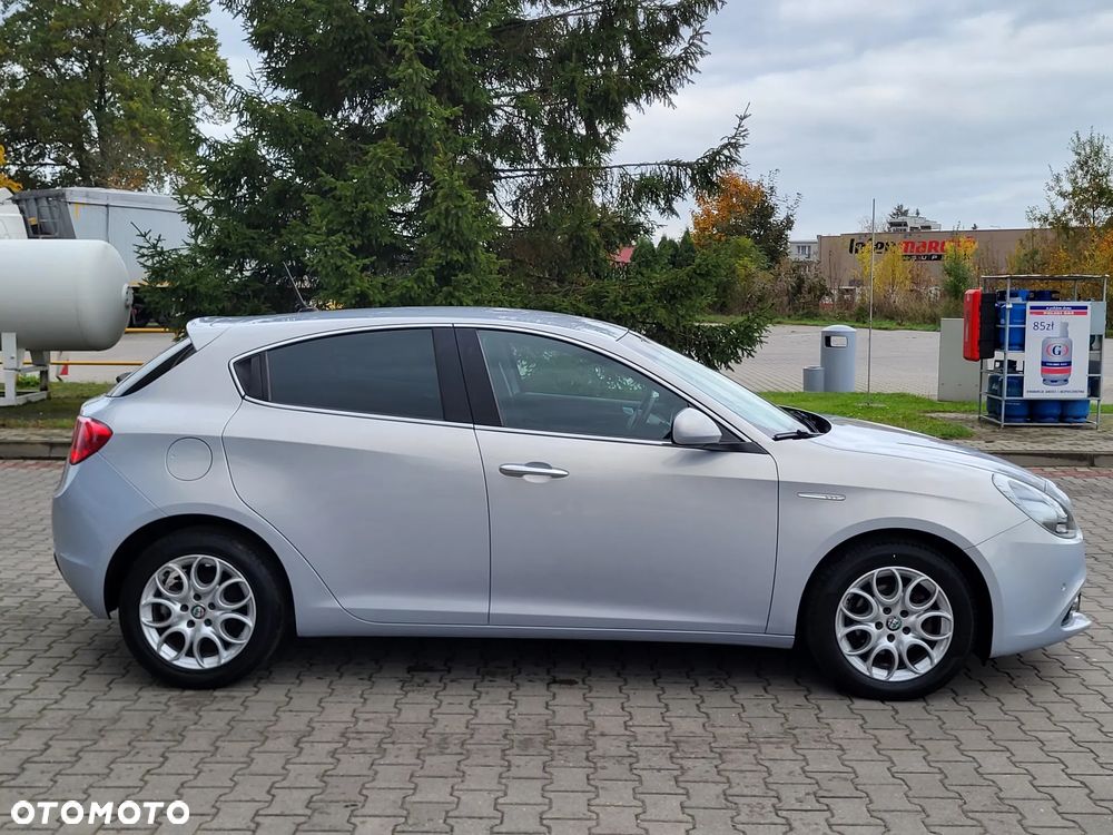 Alfa Romeo Giulietta 1.6 JTDM 16V TCT Super - 6