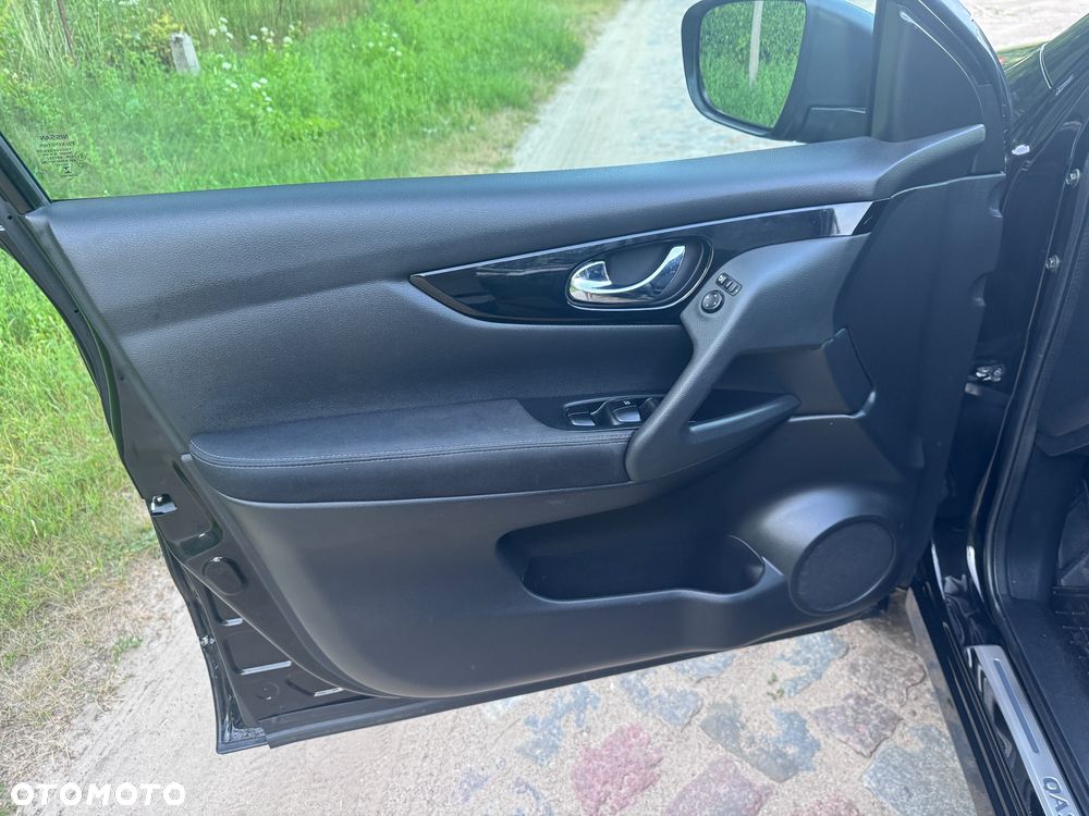 Nissan Qashqai 1.6 dCi DPF Start/Stop tekna - 16