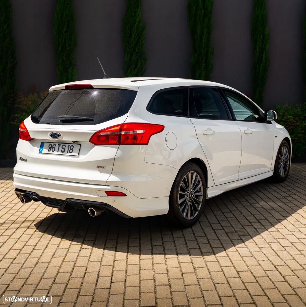 Ford Focus SW 1.5 TDCi ST-Line - 4