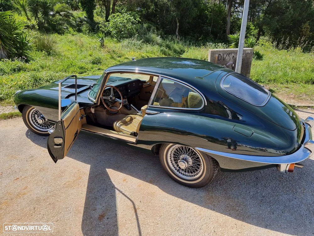 Jaguar E-Type - 10