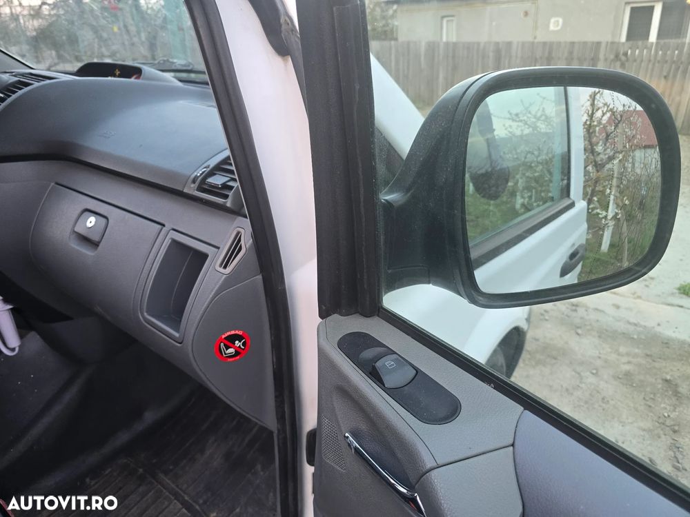 Mercedes-Benz Vito - 15