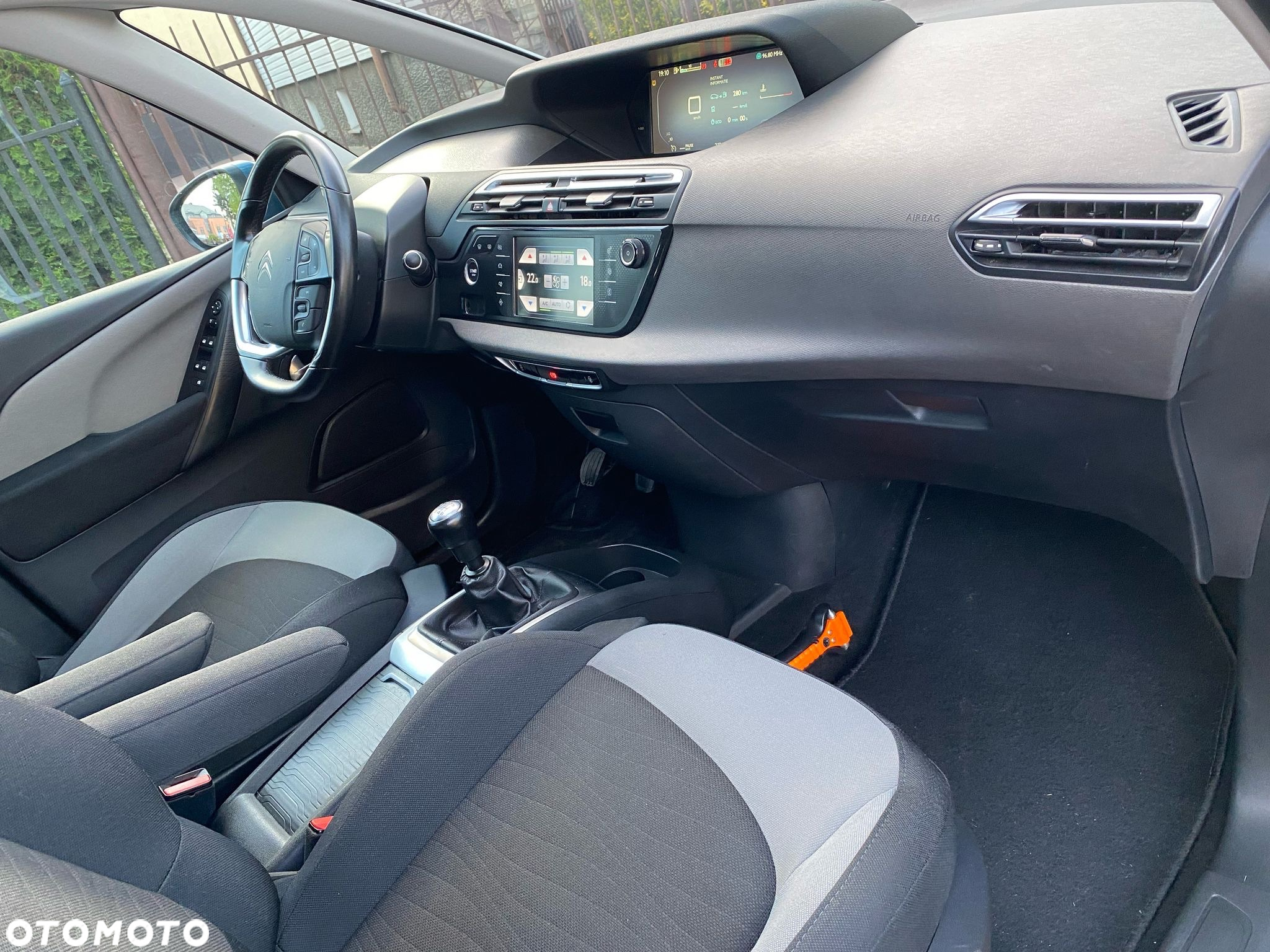 Citroën C4 Grand Picasso 2.0 BlueHDi Exclusive - 21