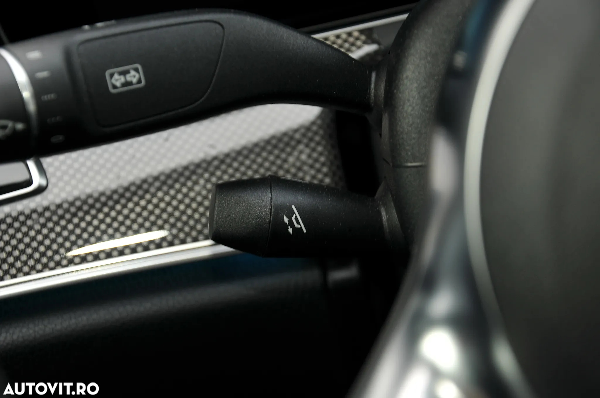 Mercedes-Benz CLS 400 d 4Matic 9G-TRONIC AMG Line - 37