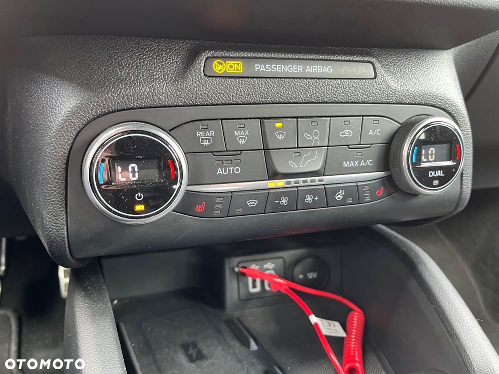 Ford Focus 1.0 EcoBoost ST-Line - 27