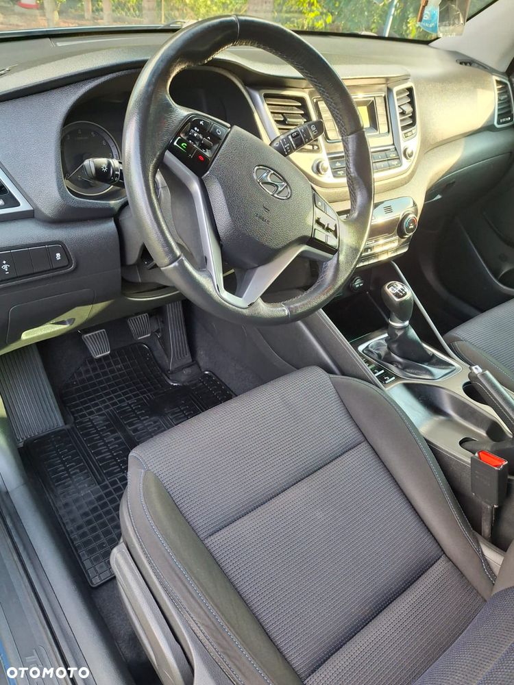 Hyundai Tucson 1.6 GDI BlueDrive Comfort 2WD - 22
