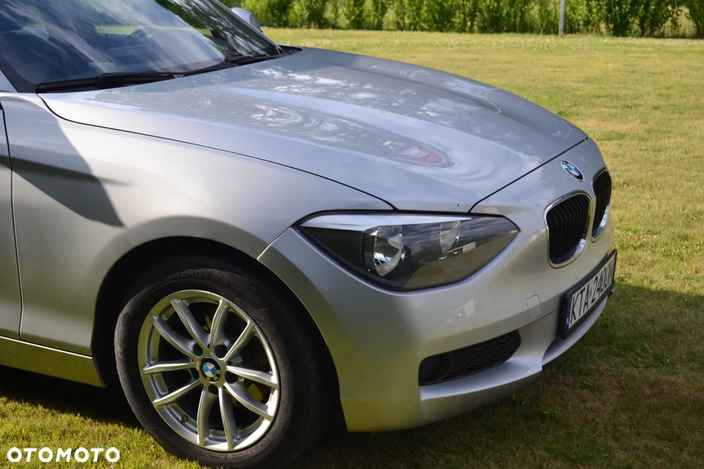 BMW Seria 1 114i - 12
