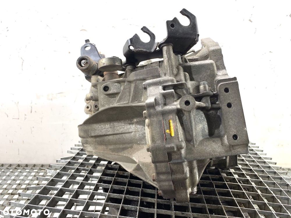 SKRZYNIA BIEGÓW - 1979.00 PLN - TOYOTA YARIS (_P13_) 2010 - 2022 1.3 (NSP130_) 73 kW [99 KM] - 4