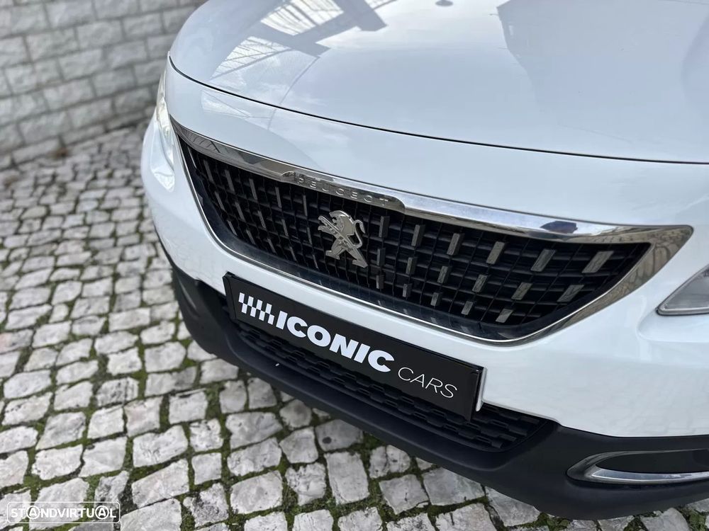 Peugeot 2008 1.2 PureTech Style - 3