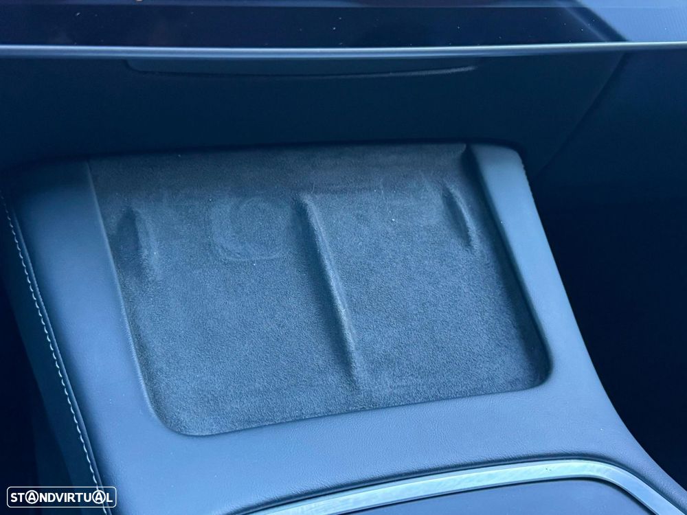 Tesla Model 3 Tração Traseira - 40