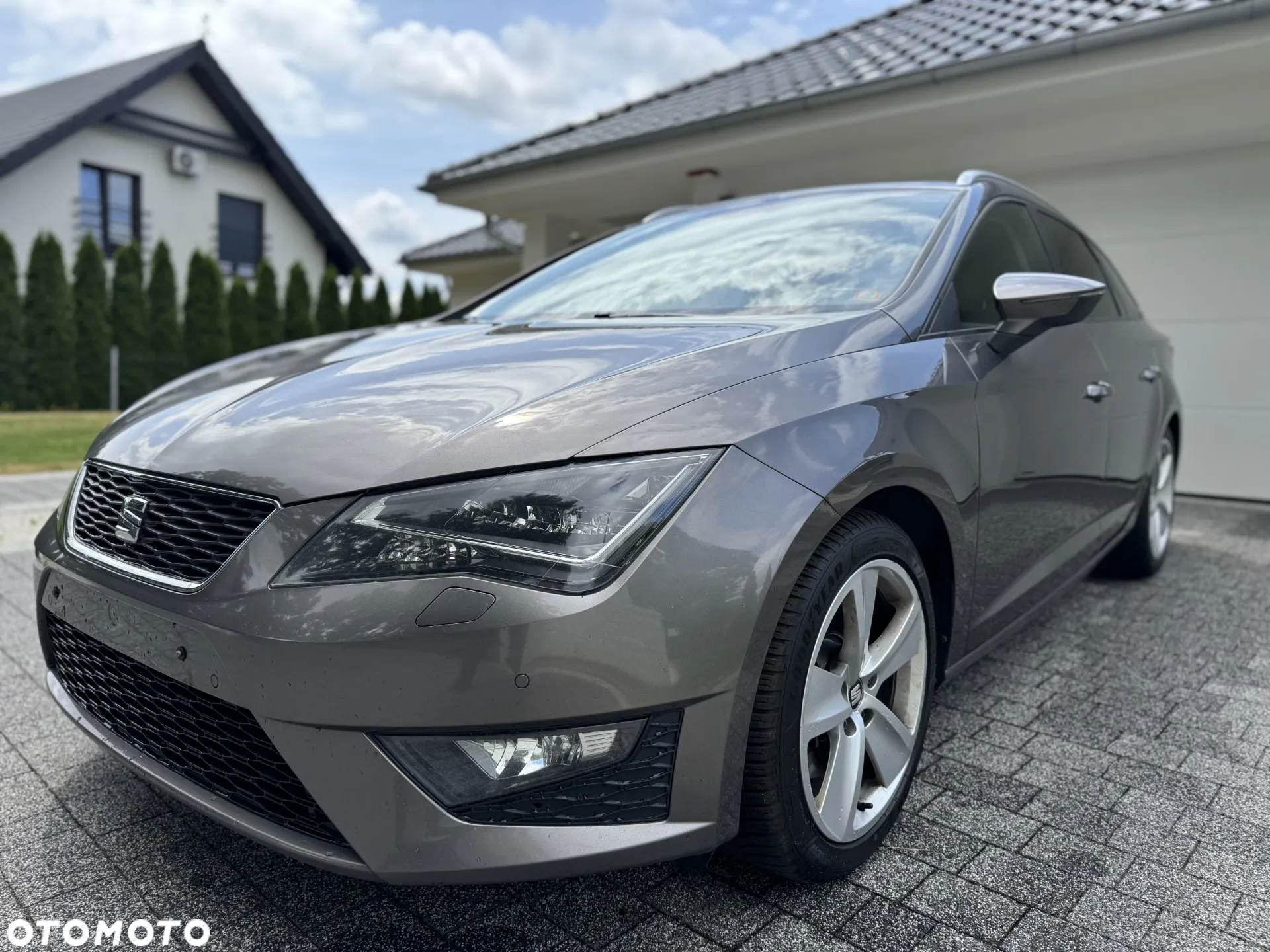 Seat Leon 1.8 TSI Start&Stop DSG FR - 2