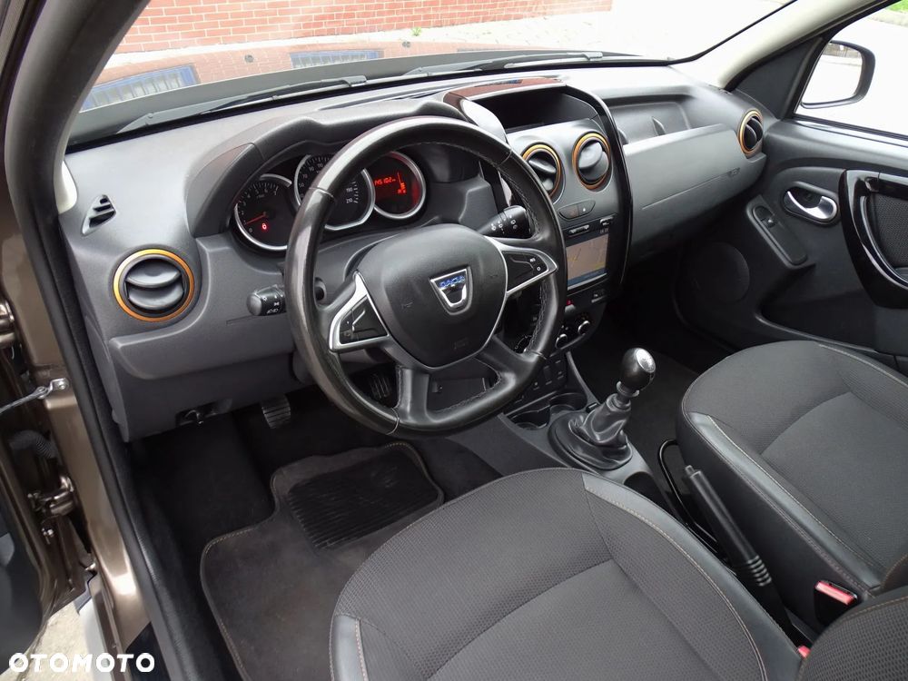 Dacia Duster 1.2 TCe Celebration - 40