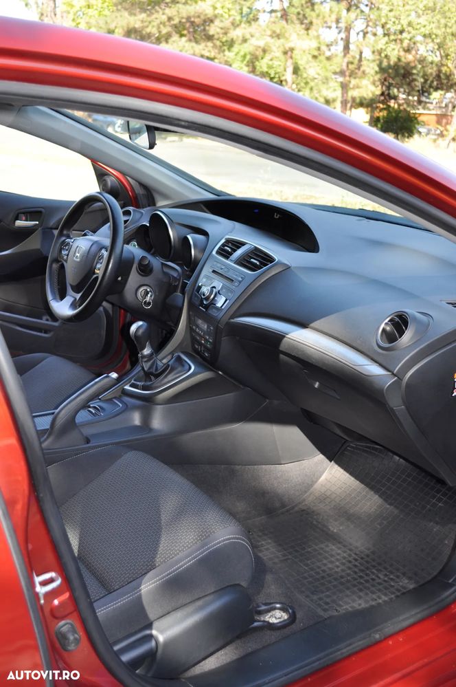 Honda Civic 1.8 i-VTEC MT Elegance - 18