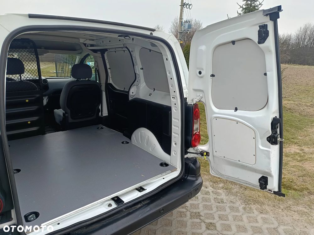 Peugeot Partner - 11