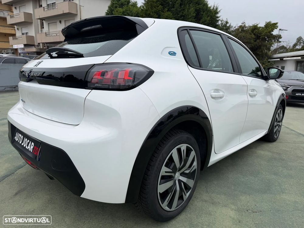 Peugeot e-208 Active - 7