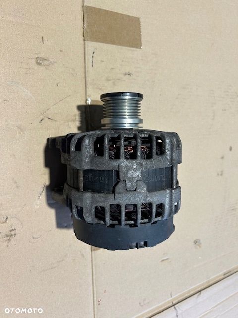 VW TRANSPORTER T5 T6 T6.1 2.0 TDI ALTERNATOR 04L903023T - 1