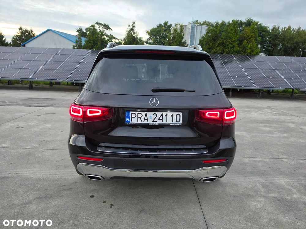 Mercedes-Benz GLB - 7