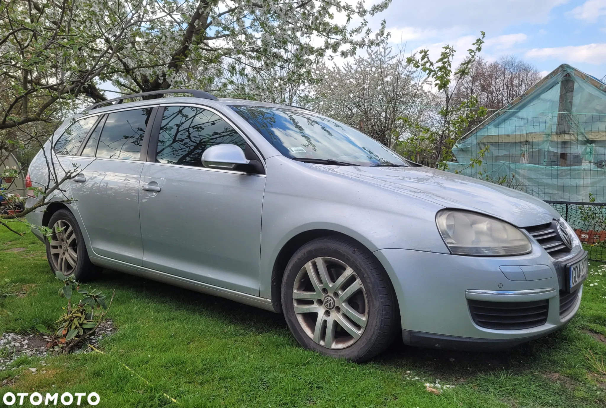 Volkswagen Golf 2.0 TDI DPF BlueMotion Technology DSG Comfortline - 2