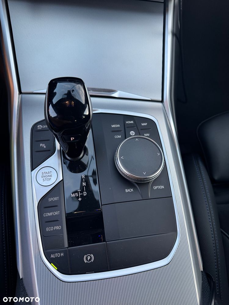 BMW Seria 3 320d mHEV M Sport - 3
