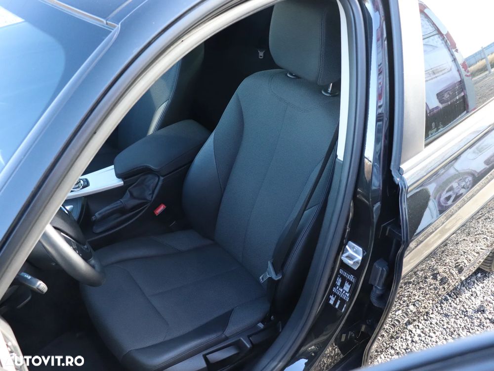 BMW Seria 3 320d Aut. Advantage - 27