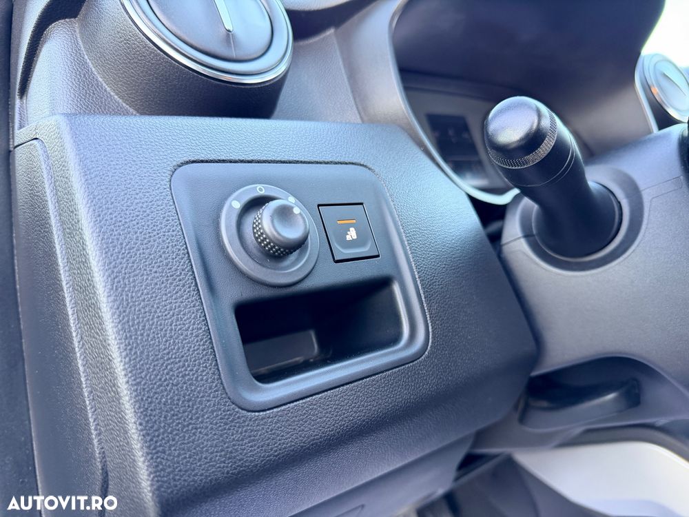 Dacia Duster 1.5 dCi 4x2 Prestige - 26