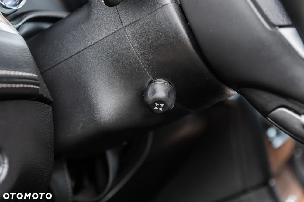 Lancia Thema 3.6 Executive AWD - 35