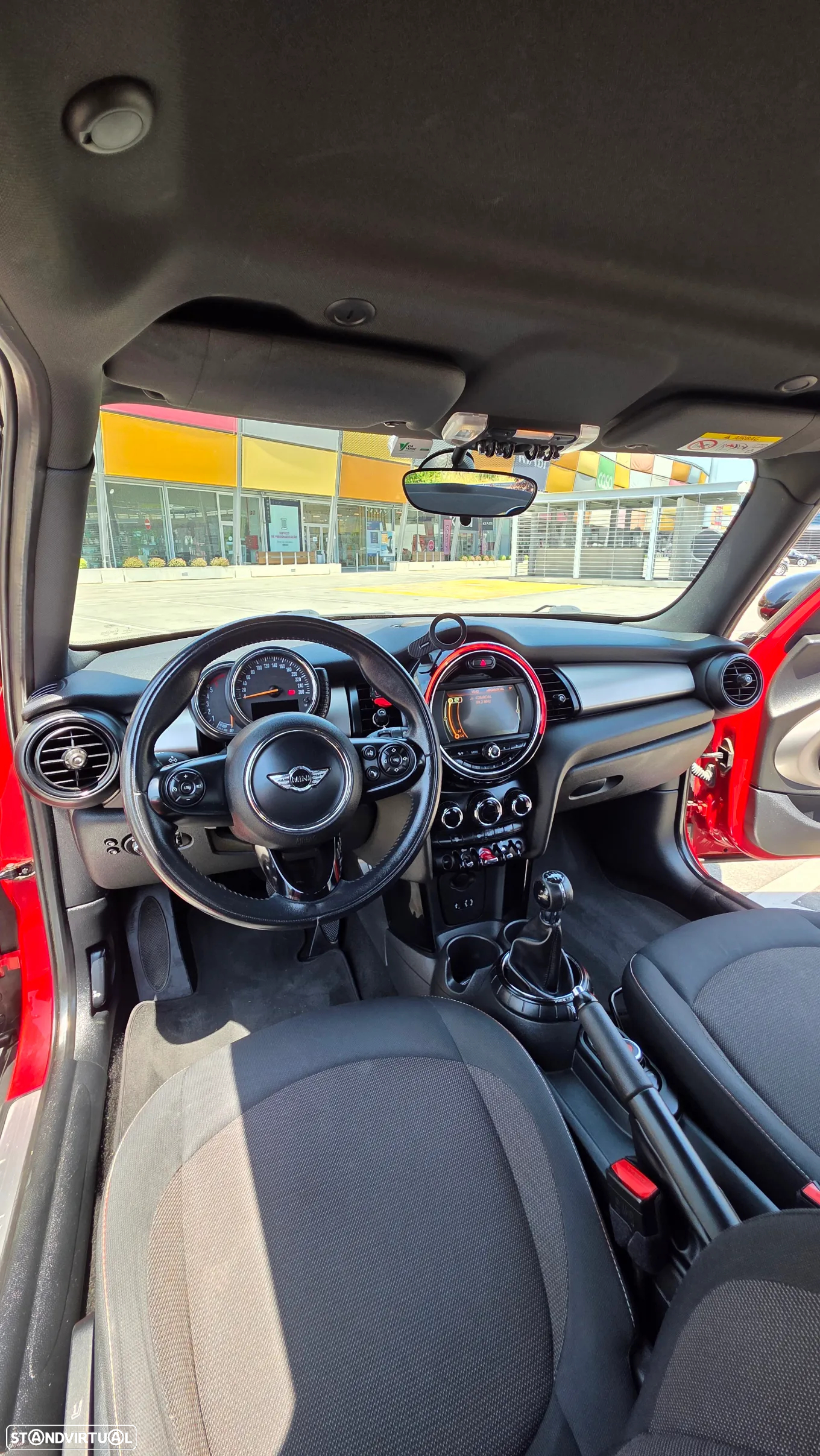 MINI 5 Portas One D - 20