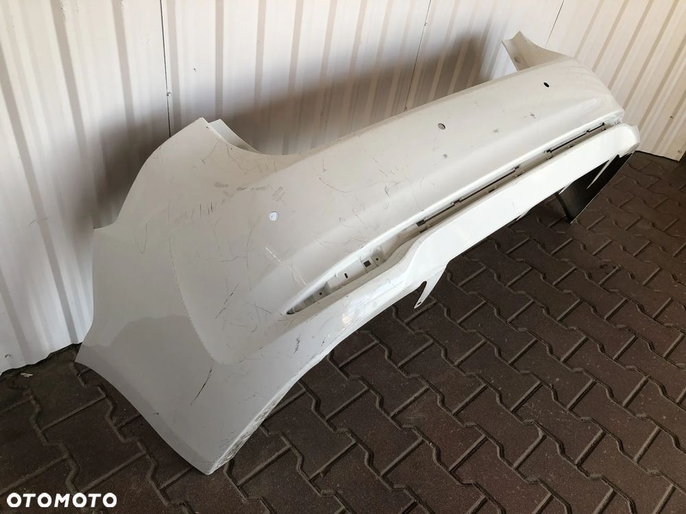 TOYOTA AVENSIS T27 II LIFT SEDAN 2015- zderzak tylny tył - 2