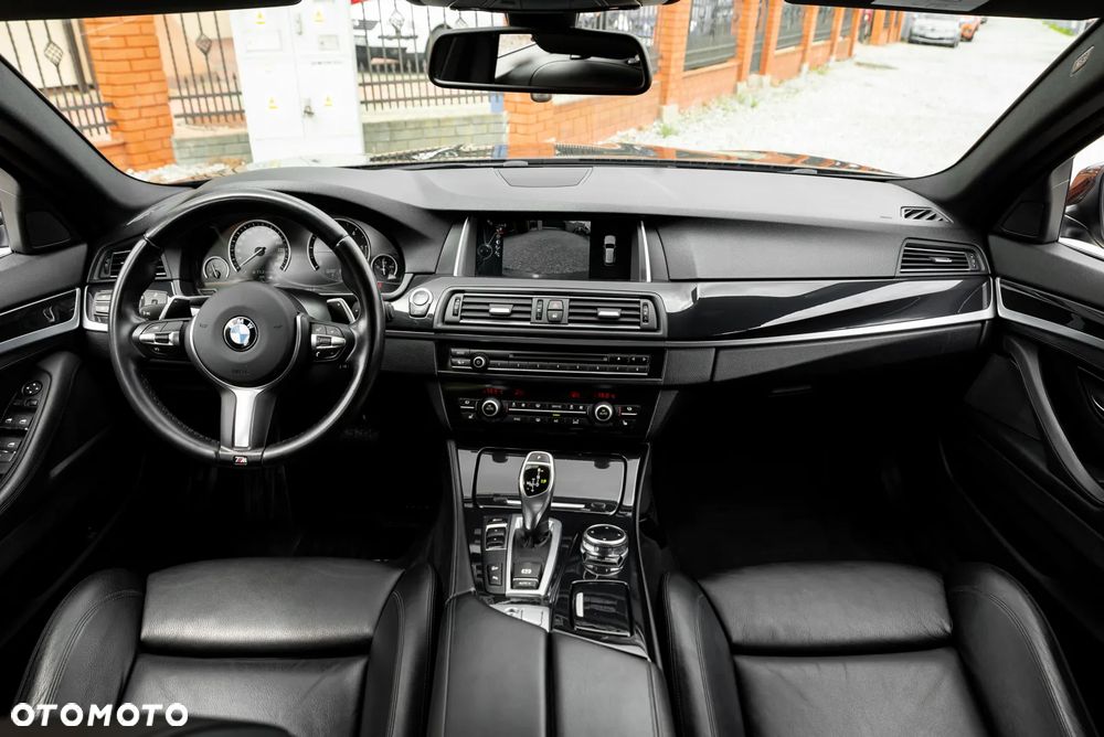 BMW Seria 5 525d xDrive Sport-Aut Modern Line - 27