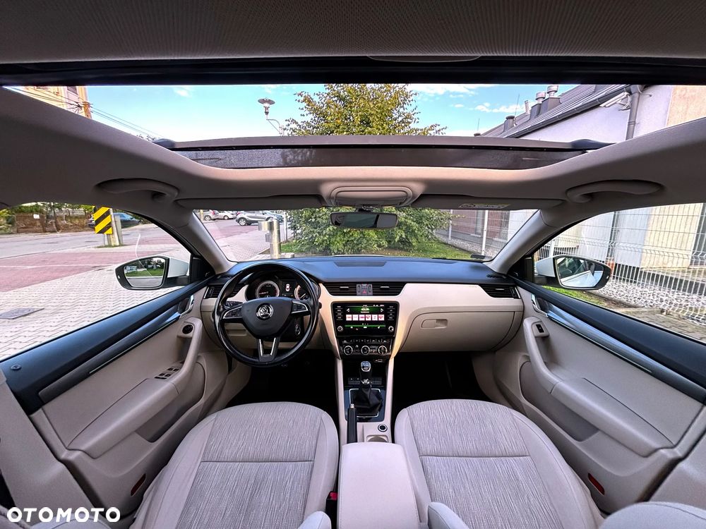 Skoda Octavia 2018 photo 2