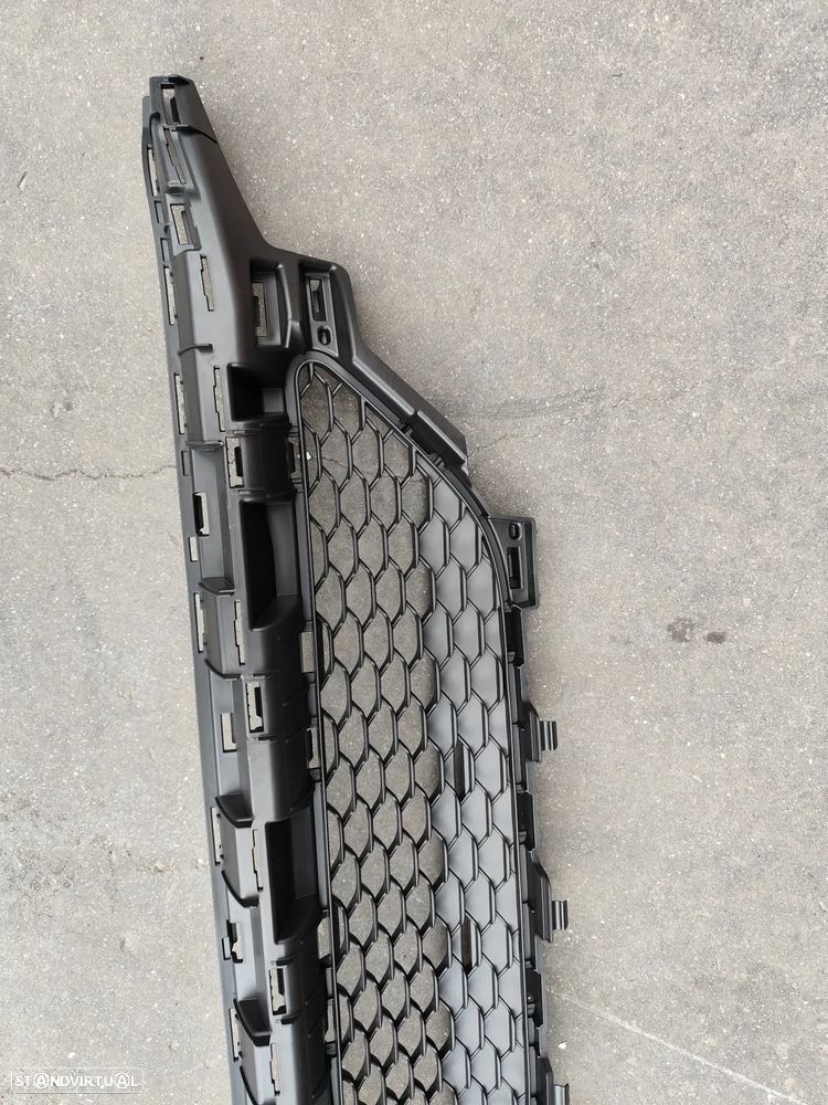 MERCEDES C W205 GRELHA PARA CHOQUES FRENTE - G100 - 2