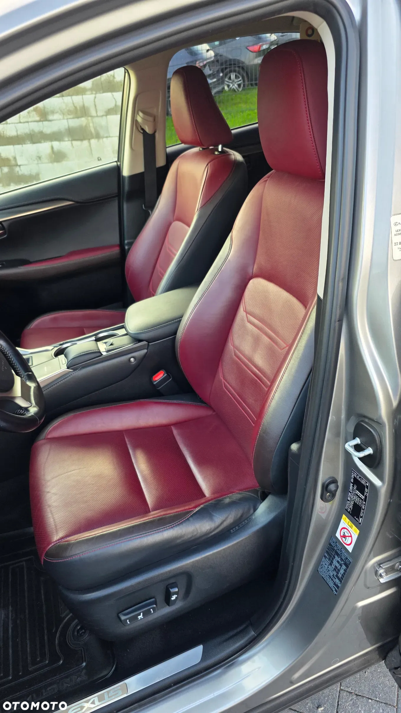 Lexus NX - 11