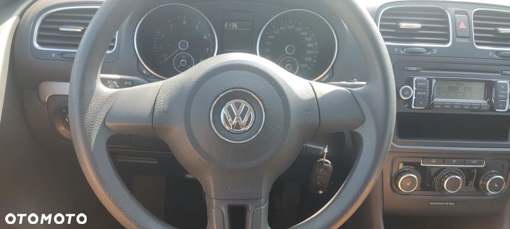 Volkswagen Golf 1.4 Team - 12